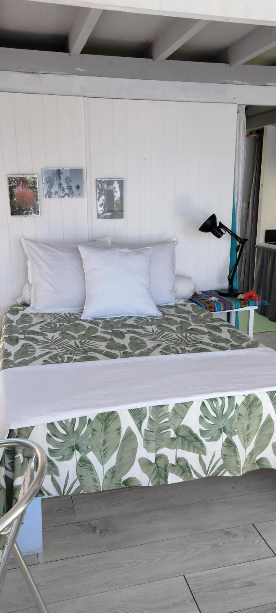 Bungalow Vue Lagon 180 Degre, La Maison Bleue Moorea Exteriör bild