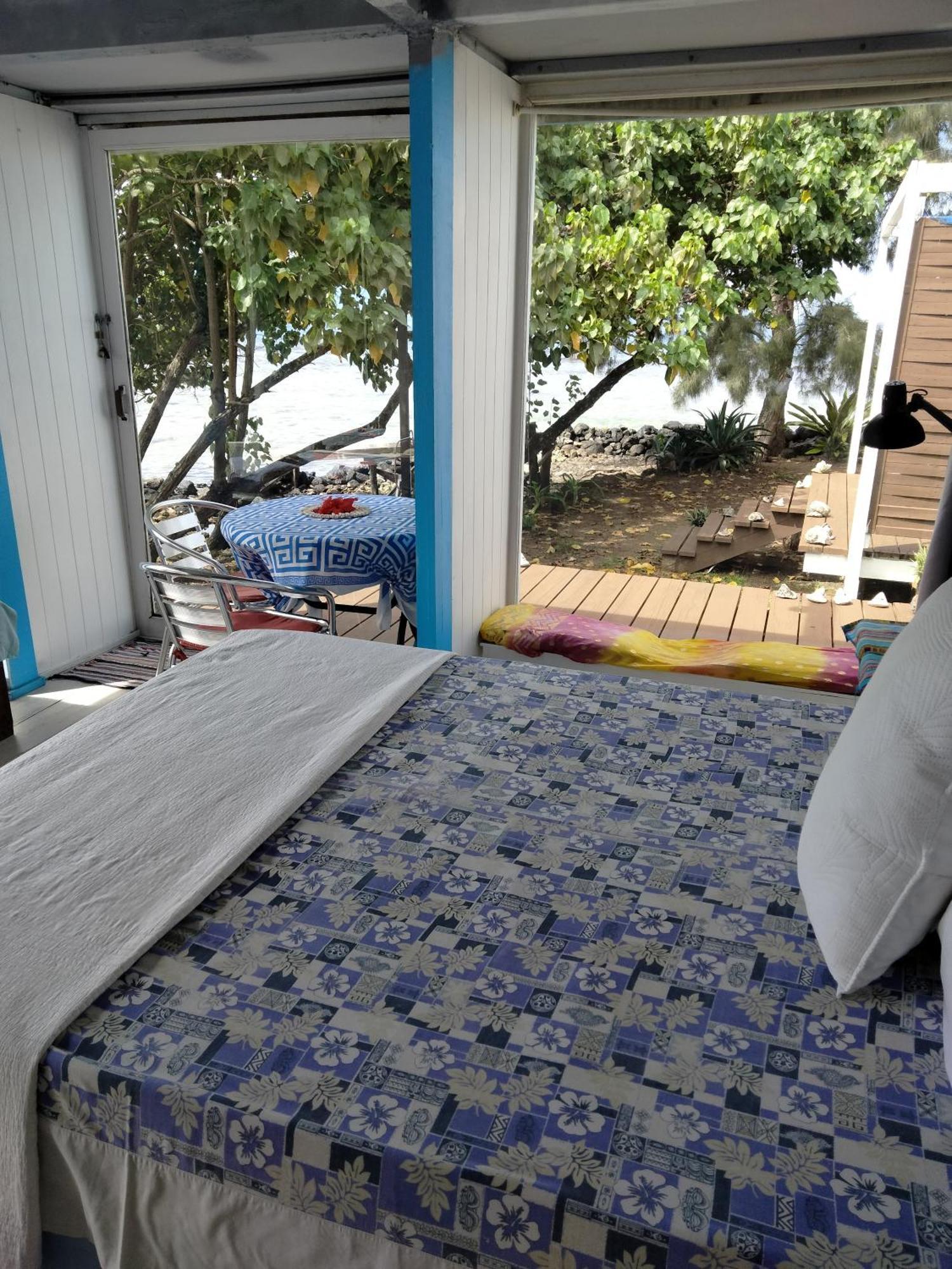 Bungalow Vue Lagon 180 Degre, La Maison Bleue Moorea Exteriör bild